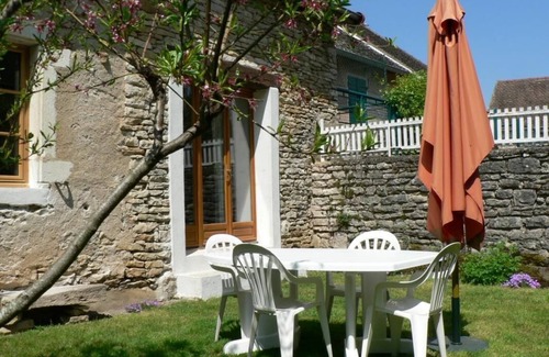 Saint-Martin-sous-Montaigu House | Le Pressoir - SAINT-MARTIN-SOUS-MONTAIGU