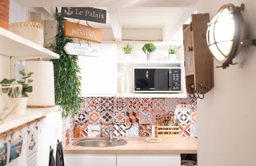 Le Palais Apartment | Le P'tit Palais - Two Bedroom Apartment, Sleeps 2