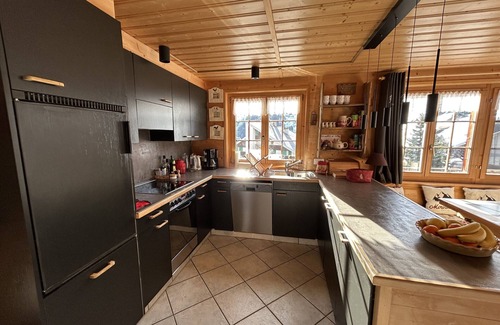 Val d'Illiez Ski Chalet | Le Pacheu - next to the skislopes of Les Crosets
