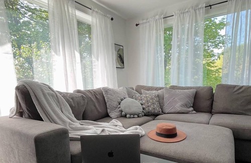Sainte-Marcelline-de-Kildare House | Le Panda -SPA- Bord du Lac Morin- Billard