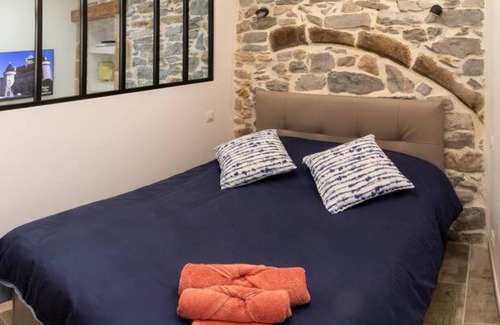 Aubenas Apartment | Le papillon