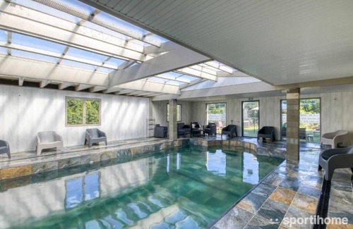 Orcival Villa | Le Paradis 30 km from Clermont-Ferrand, at the entrance of Orcival, charming town.