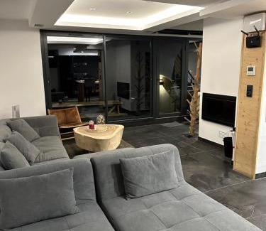 La Salle-les-Alpes Ski Chalet | Le Paradis Blanc luxueux Chalet Spa Serre-Chevalier