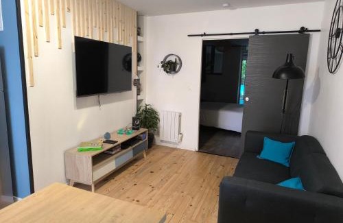 La Roche-Blanche Apartment | Le Paradis