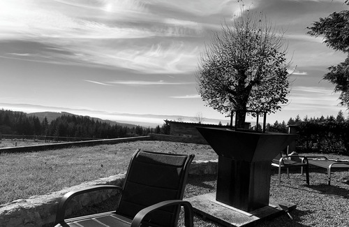 Le Cergne House | Le Pas Sans Peine Country house sleeps 14 With exterior and beautiful view.