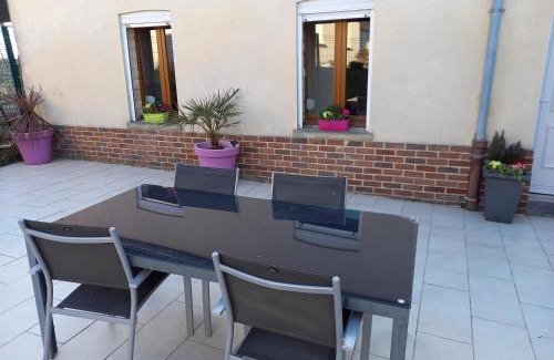 Oisy-le-Verger House | Le patio de Mimi