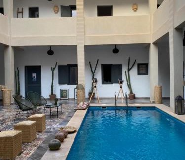 Aguergour House | Le Patio Du Lac