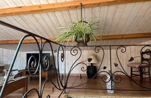 Parentignat House | Le Patio