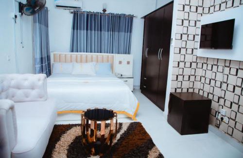 Ajah Hotel | Le Patriotic Hotel