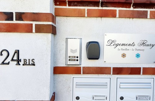 Fleury-les-Aubrais House | "LE PAVILLON" small house 150m from Aubrais train station - 2 km from Orléans town center