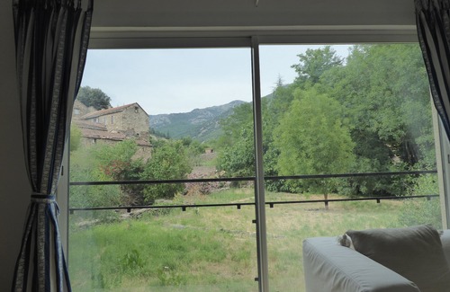 Saint-Vincent-d'Olargues House | Le Petit Moulin, tranquil renovated watermill