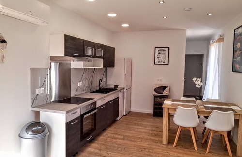 Port-Sainte-Marie Cottage | Le Petit Bonheur - Domaine les Terrasses de L'insolite