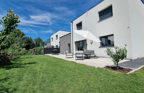 Jebsheim Apartment | Le petit bonheur avec Jardin - T3