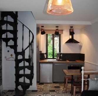 Annet-sur-Marne House | le petit boudoir