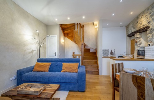 Aigne House | Le Petit Bussac: Authentic Charm in the Heart of the Minervois