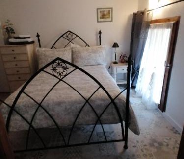 Noyal-Pontivy Apartment | Le Petit Chateau, Matisse