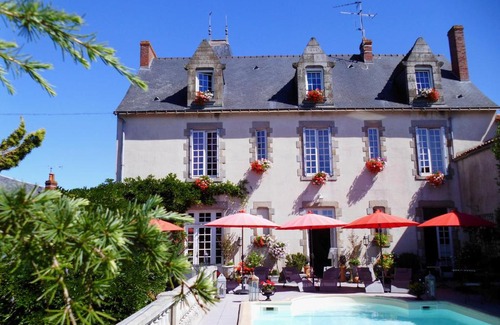 Tiffauges Bed & Breakfast | Le PETIT CHATEAU - Tiffauges proche Puy duFou