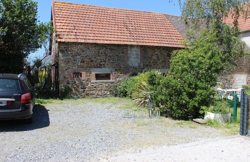 Saint-Pair-sur-Mer Apartment | Le Petit Ecutot, garden level