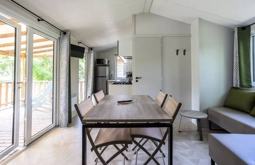 Baratier House | Le Petit Liou Sites & Paysages * - Mobile Home Premium Morgon 3 bedrooms with bathrooms 6 people 6 people