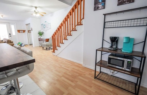 Lac-Simon Apartment | Le Petit Manoir | le Topaze | dogfriendly