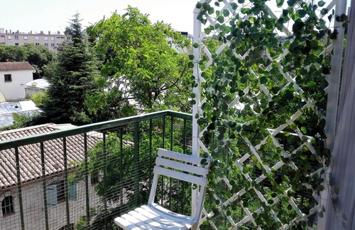 La Chamberte Apartment | Le Petit Mas - Luxury Apartment - Spacious, AC, Parking, Balcony