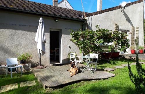 Nailly House | Le Petit Moulin Côté Jardin