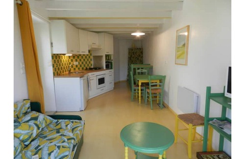 Rousset-les-Vignes House | "Le Petit Nid"