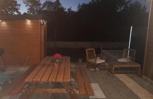 Montgivray Apartment | Le petit pays