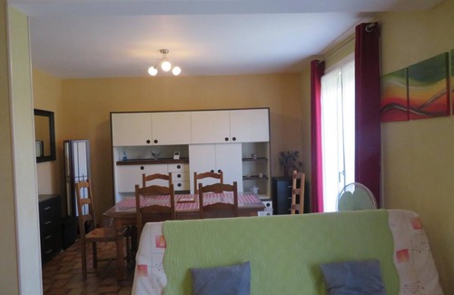 Bassin de Bourg-en-Bresse House | Le Petit Plan - Saint-just