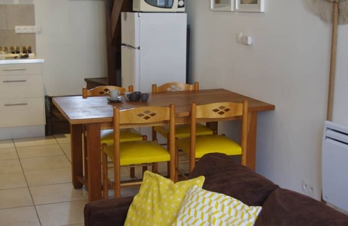Genets House | Le Petit Pluvier
