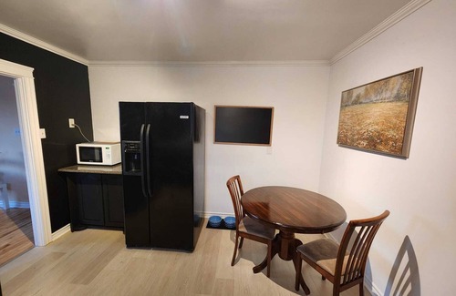 Pouch Cove House | Le Petit Pouch Cove, cute 3 Bed house with ocean views, 15 mins from St John's!