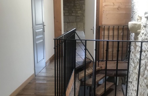 Collias House | Le Petit Presbytère