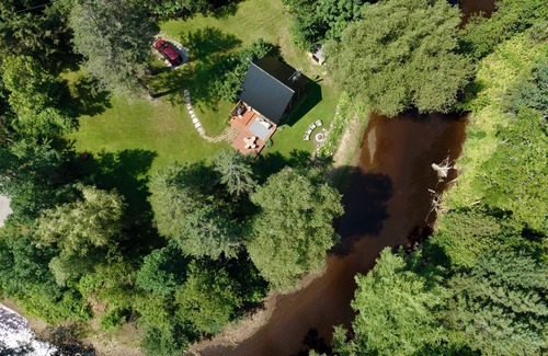 Donnacona Ski Chalet | Le Petit Renard | Riverfront cottage