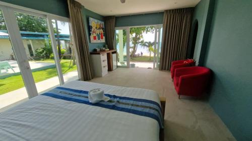 Khanom Resort | Le Petit Saint Tropez