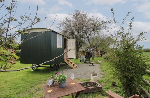 Clows Top Cottage | Le Petite Pound House