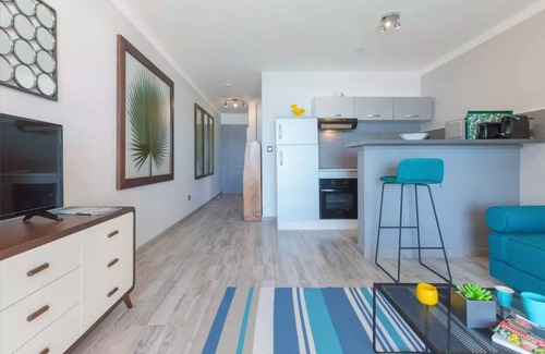 Trois-Bassins Apartment | Le Pétrel Blanc - apartment directly on the beach and lagoon