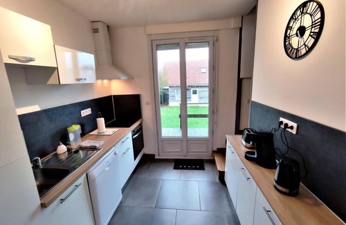 Mesnil-Val House | Le Phare - CRIEL SUR MER