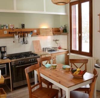 Lompnes Apartment | Le pied-à-terre du botaniste