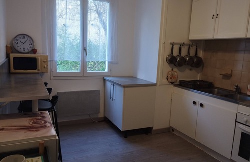 Digne-les-Bains Apartment | Le Pied de Ville, Appartement T3 Dans la Vieille Ville de Digne les Bains