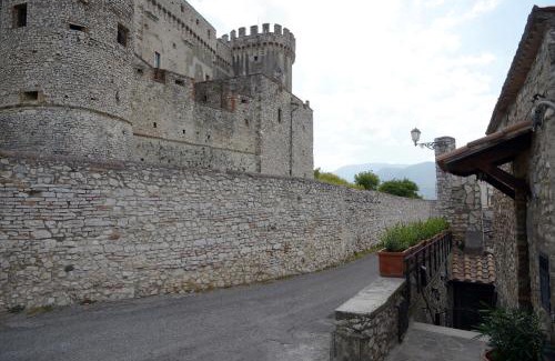 Nerola Apartment | "Le pietre silenti" antica dimora del 1300'