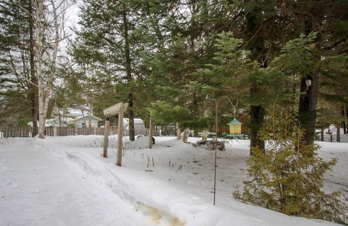 Little Italy Ski Chalet | Le Pin Rouge - Near Réserve Faunique Mastigouche