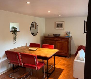 Beaulieu-sur-Sonnette House | Le Plantier2