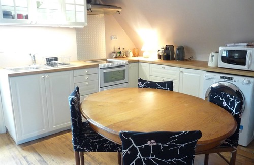 Neuille-le-Lierre Apartment | Le Plessis-Le Lierre - Loire Valley-Amboise, 18th Century Farmhouse, Pool