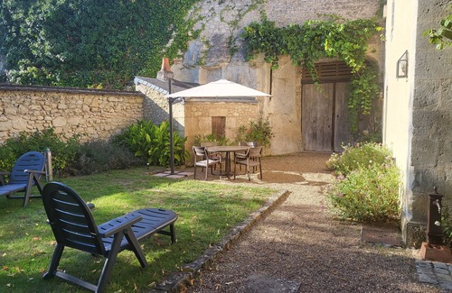 Azay-le-Rideau House | Le Plessis-Lepage - "Le Gite" * Calm-Space-Green at Azay-Le-Rideau