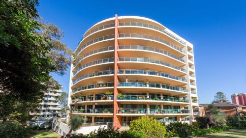 Forster Apartment | Le Point 702 Luxury and Views