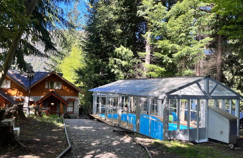 Puerto Manzano Cabin | Le Pommier 3 | Cabañas frente al Lago y con Pileta Climatizada