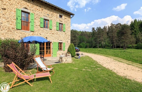 Sauvessanges House | Le Pont de Chaumat - Sauvessanges