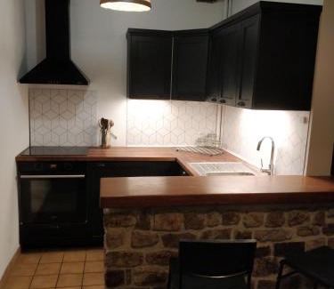 Montpinchon House | Le Portail Du Mont