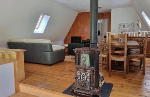 Mandailles-Saint-Julien House | Le Pradima