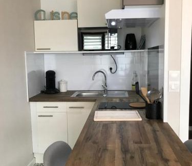 Ambilly Apartment | LE PRATIQUE-Parking-Proche Tram pour Genève